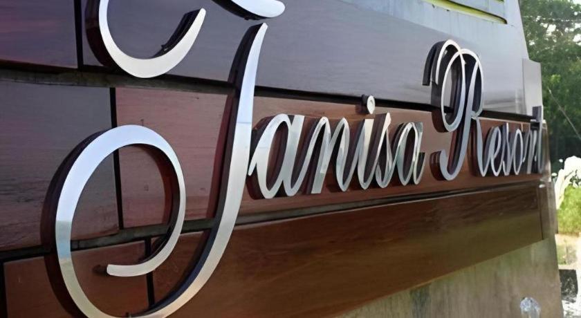 Tanisa Resort Chumphon Exterior photo